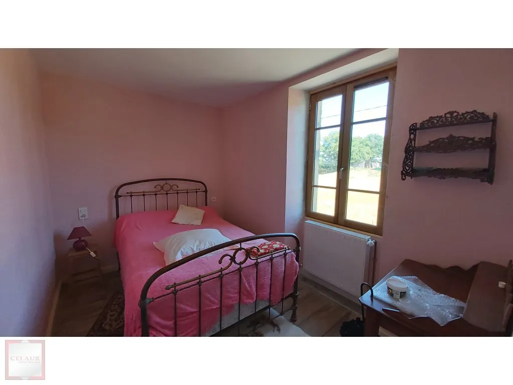 SYMPATHIQUE CORPS DE FERME