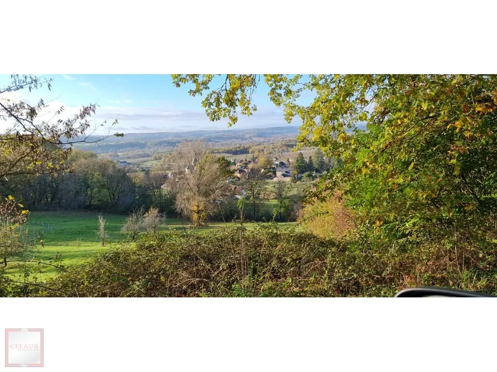 TERRAIN A BATIR SUR SUPERBE VUE A 180 DEGRES