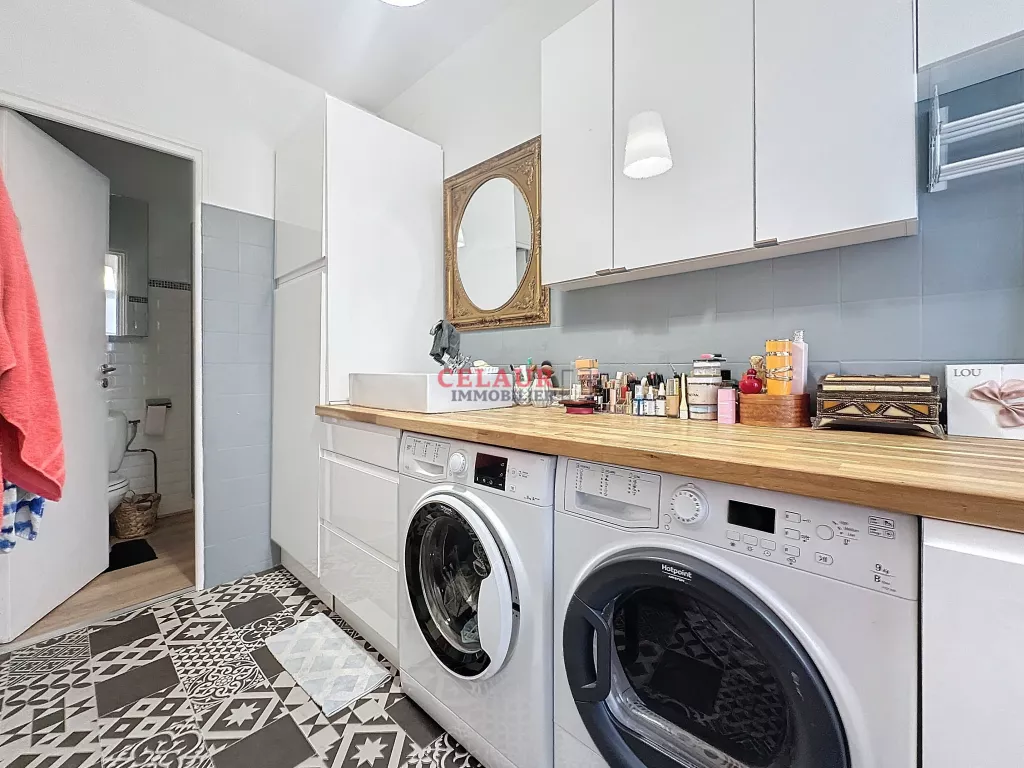 SUPERBE MAISON DE VILLE EN PIERRE RENOVEE