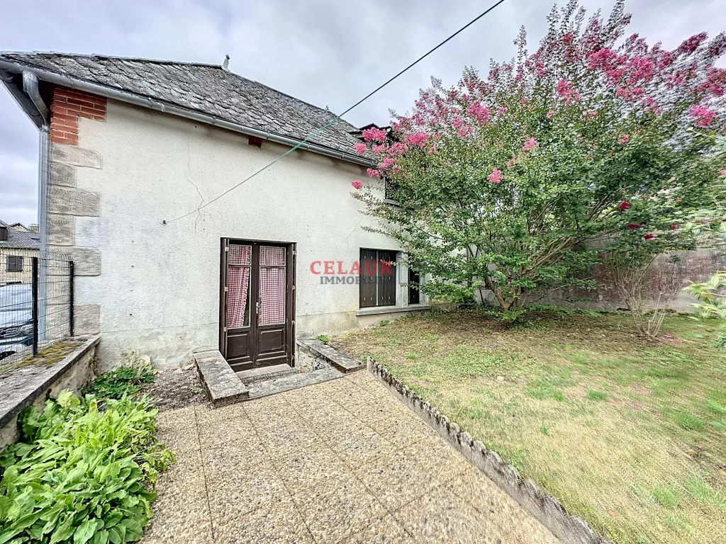 MAISON DE BOURG AVEC D&Eacute;PENDANCE