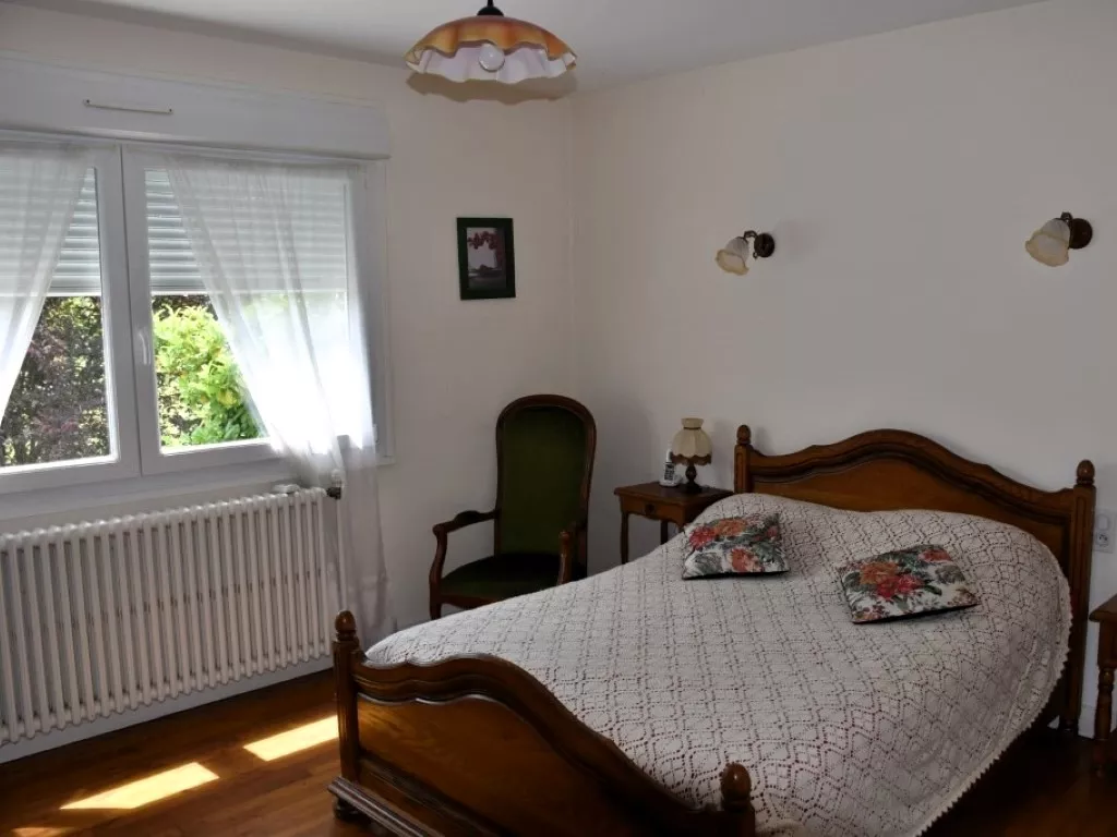 MAISON SUR SOUS-SOL ANNEES 70