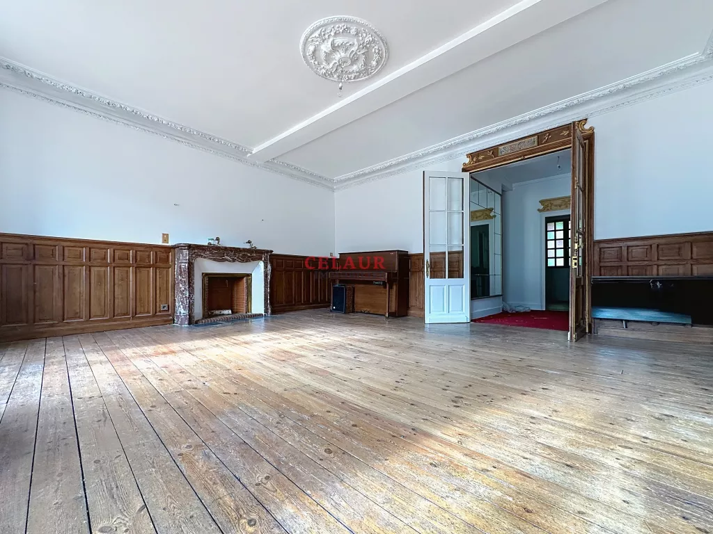 SUPERBE APPARTEMENT EN CENTRE VILLE