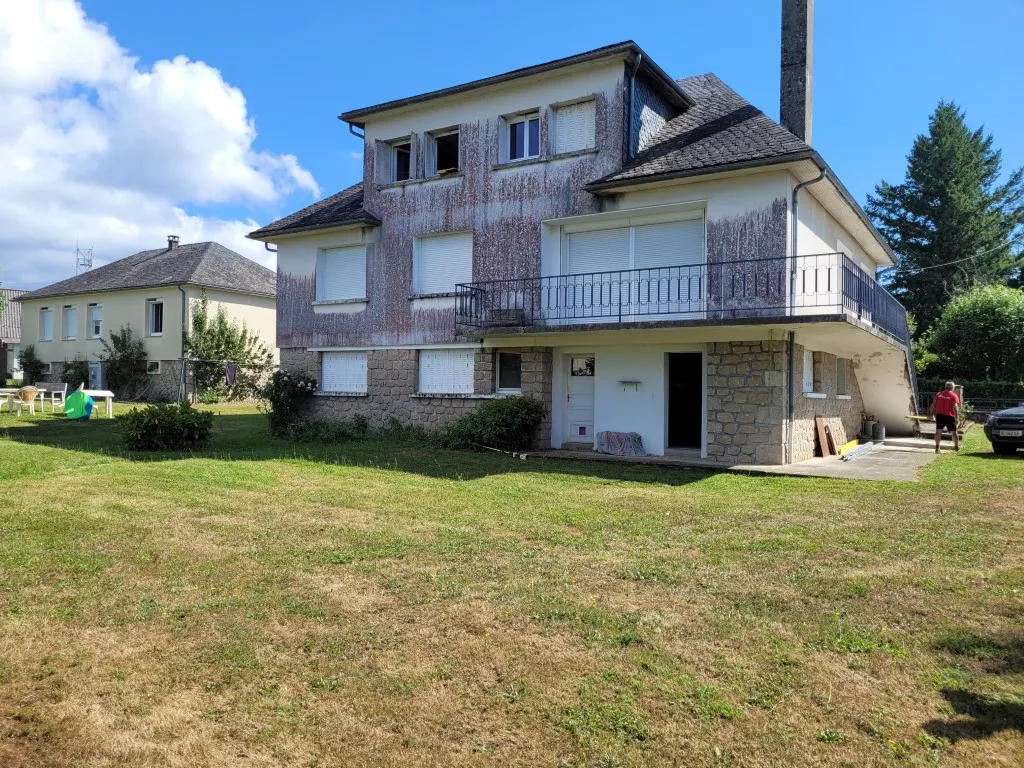 GRANDE MAISON FAMILIALE