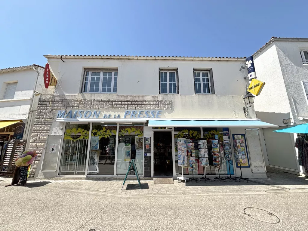 Ensemble immobilier au c&oelig;ur de Saint-Trojan-les-Bains