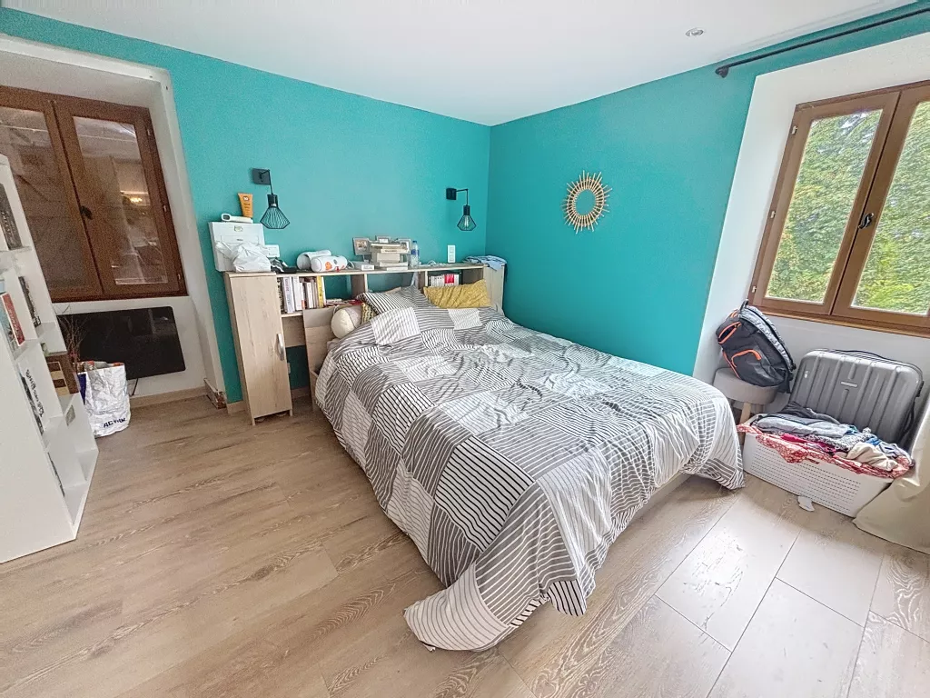 Ensemble en pierre avec vue