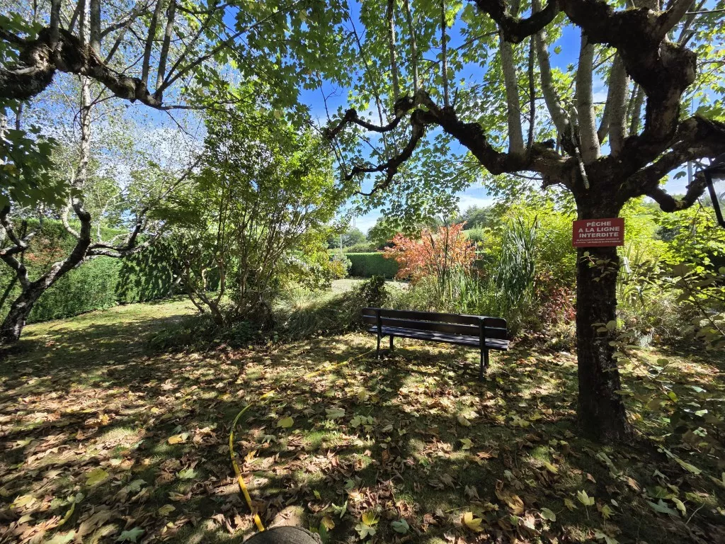 PROPRI&Eacute;T&Eacute; SUR PLUS D'UN HECTARE