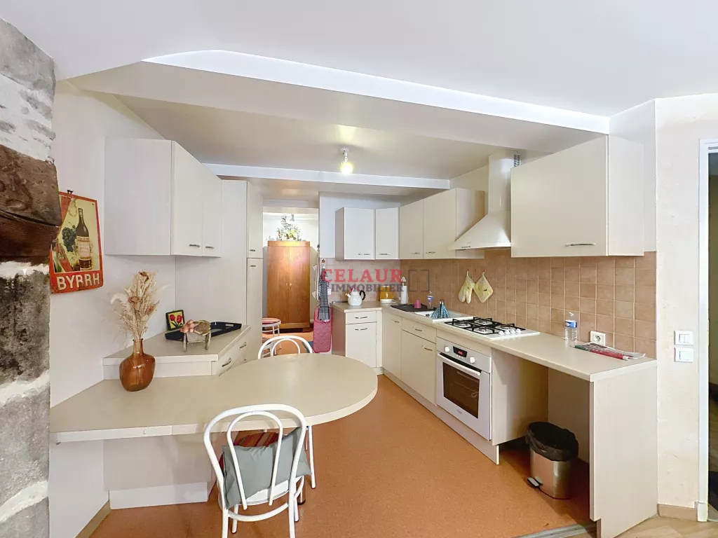 GRANDE MAISON AU FORT POTENTIEL