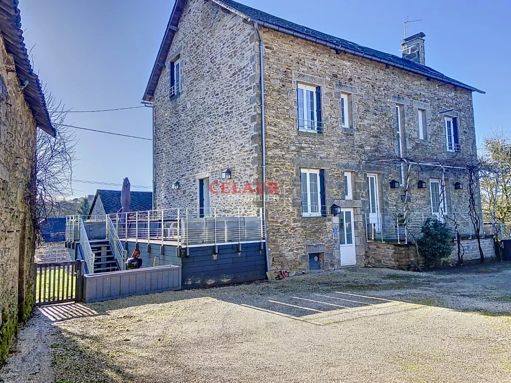 &Eacute;L&Eacute;GANTE MAISON AVEC BELLES PRESTATIONS