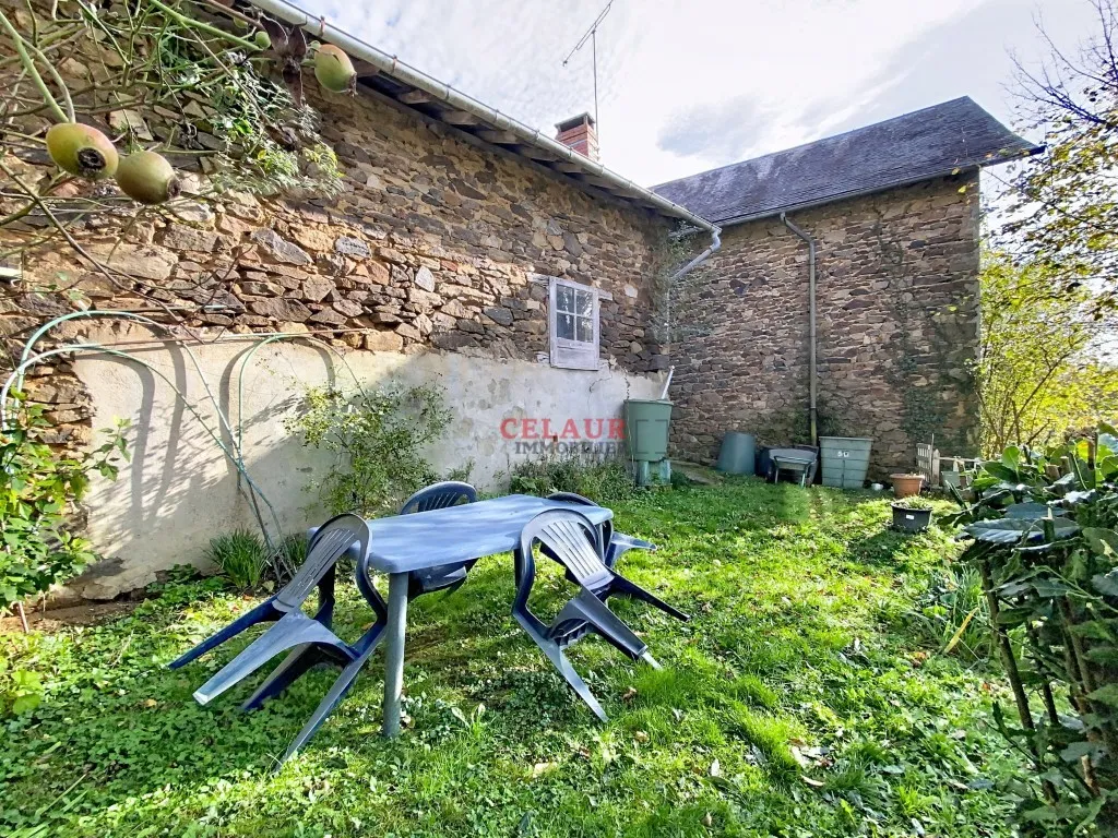 CHARMANTE MAISON DE BOURG