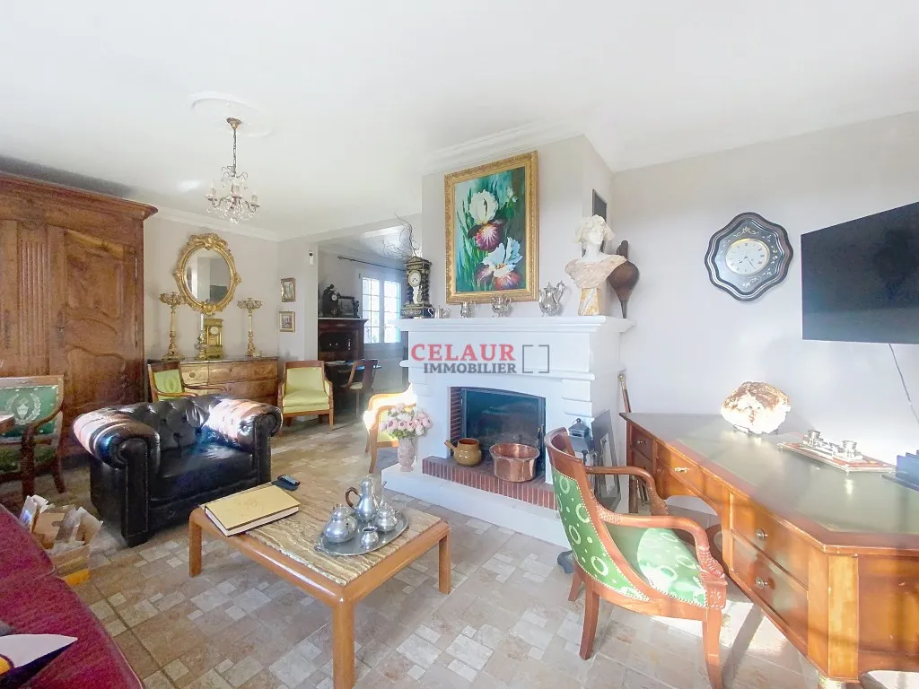 SOLIDE MAISON FAMILIALE