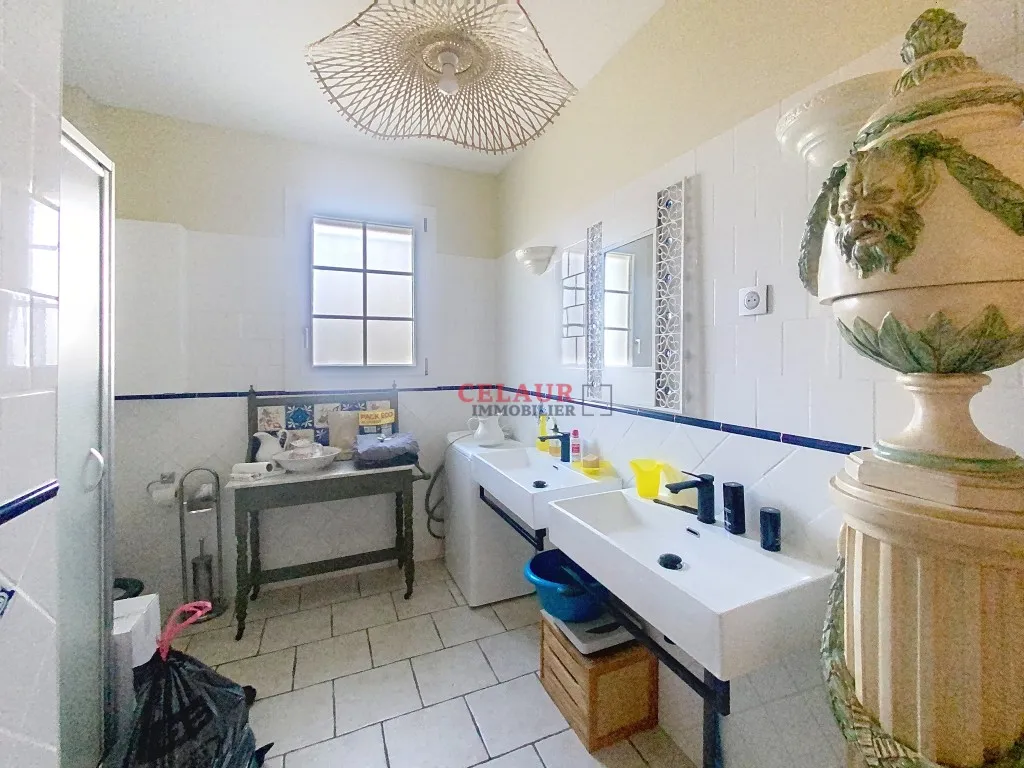 SOLIDE MAISON FAMILIALE