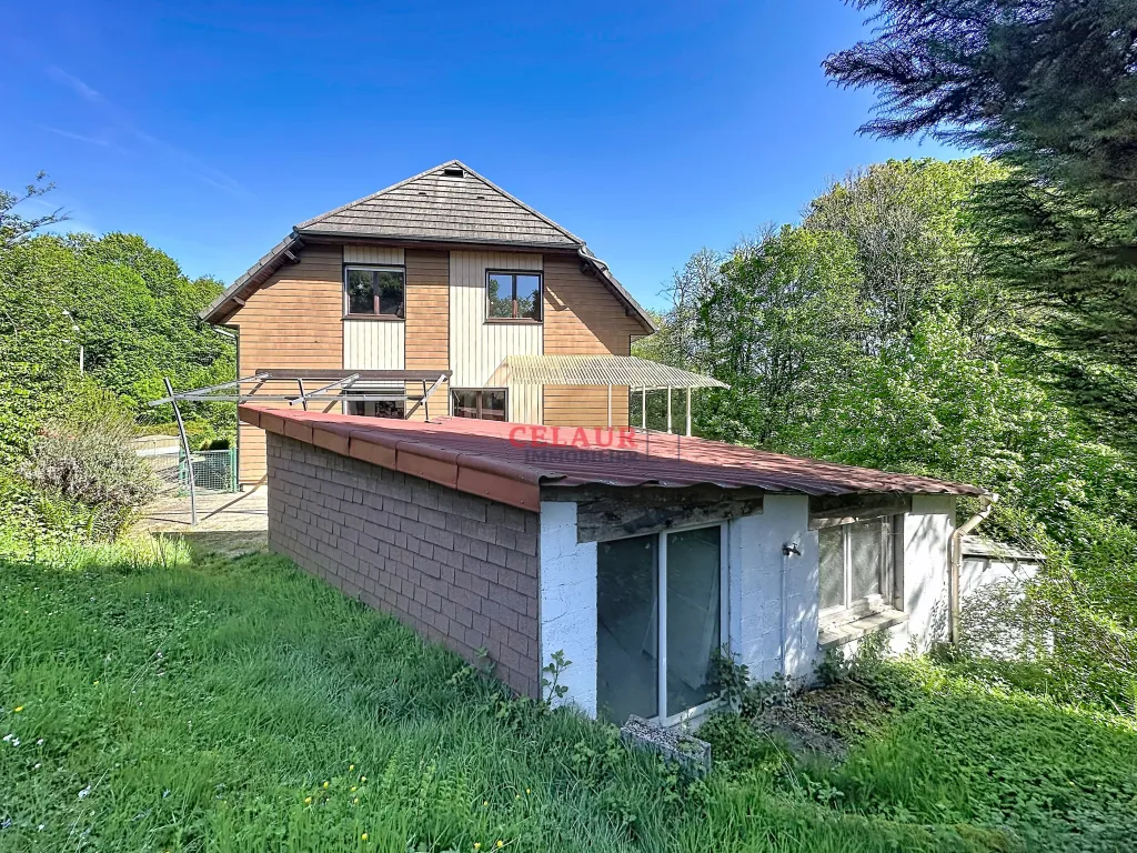 PROPRI&Eacute;T&Eacute; AVEC 1 HECTARE SUR MAURE