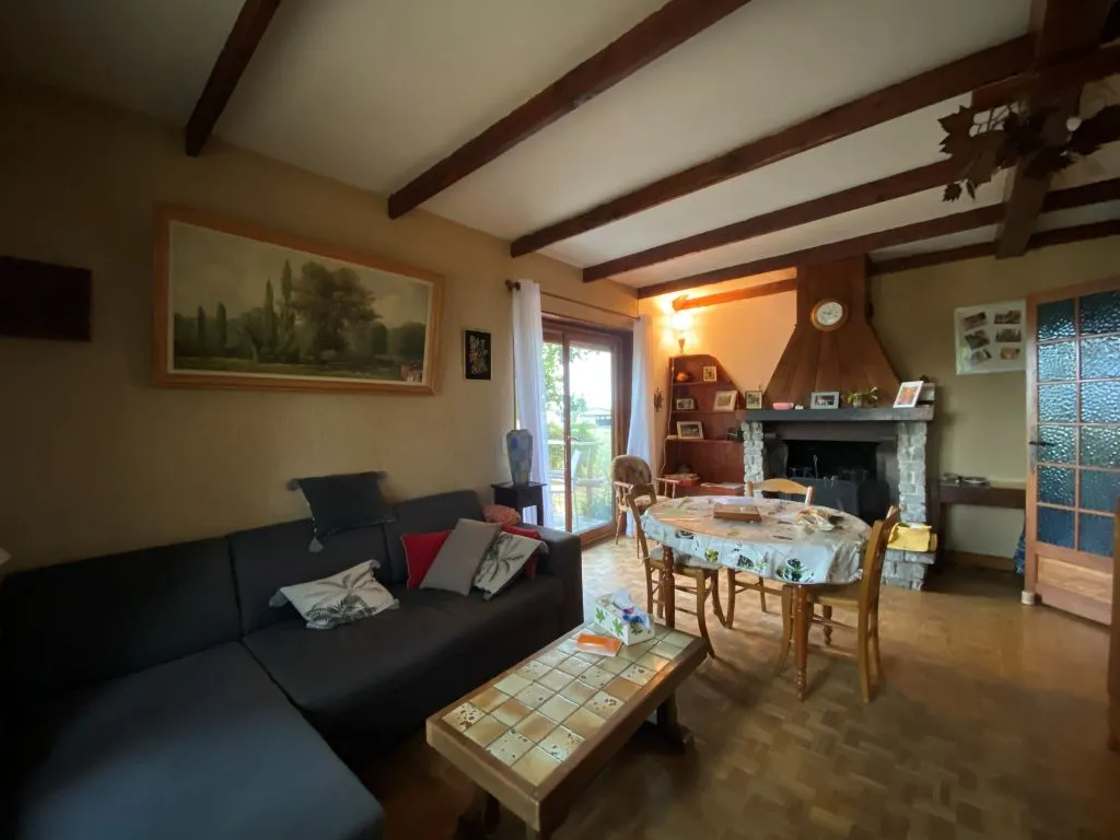 Maison situ&eacute;e &agrave; la campagne